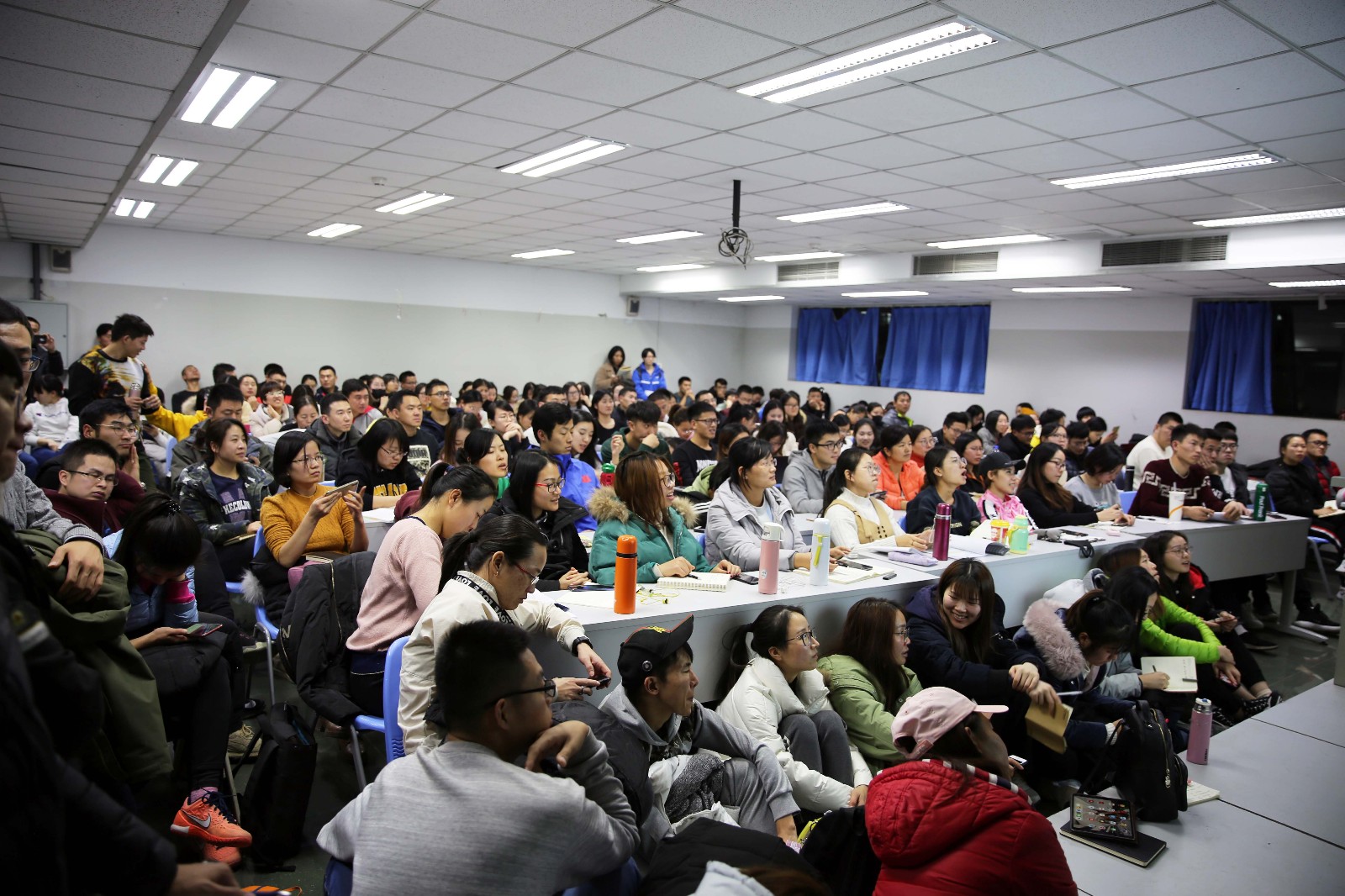 学生6.jpg